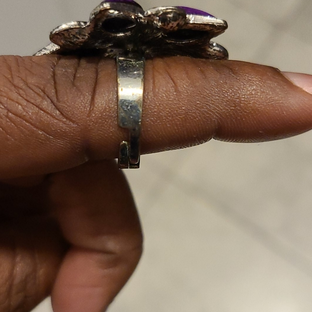 Flower Ring - Picture 3 of 3